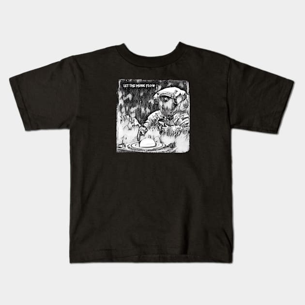 cosmonaut dj set Kids T-Shirt by ElArrogante